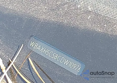 2012 BMW 528I xDrive из США, поврежденный, VIN WBAXH5C58CDW10976